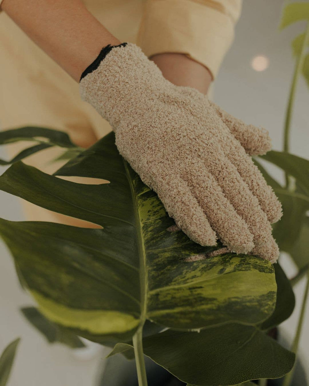 Plant Care Gloves – Leaf Lux by The Farmer’s Daughter