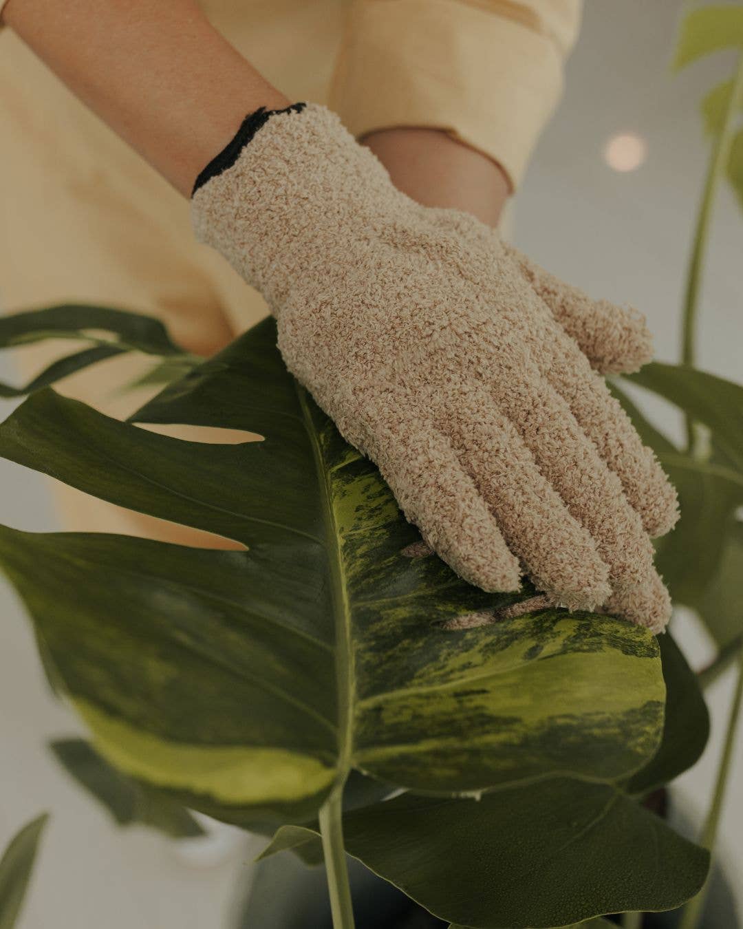 Plant Care Gloves – Leaf Lux by The Farmer’s Daughter