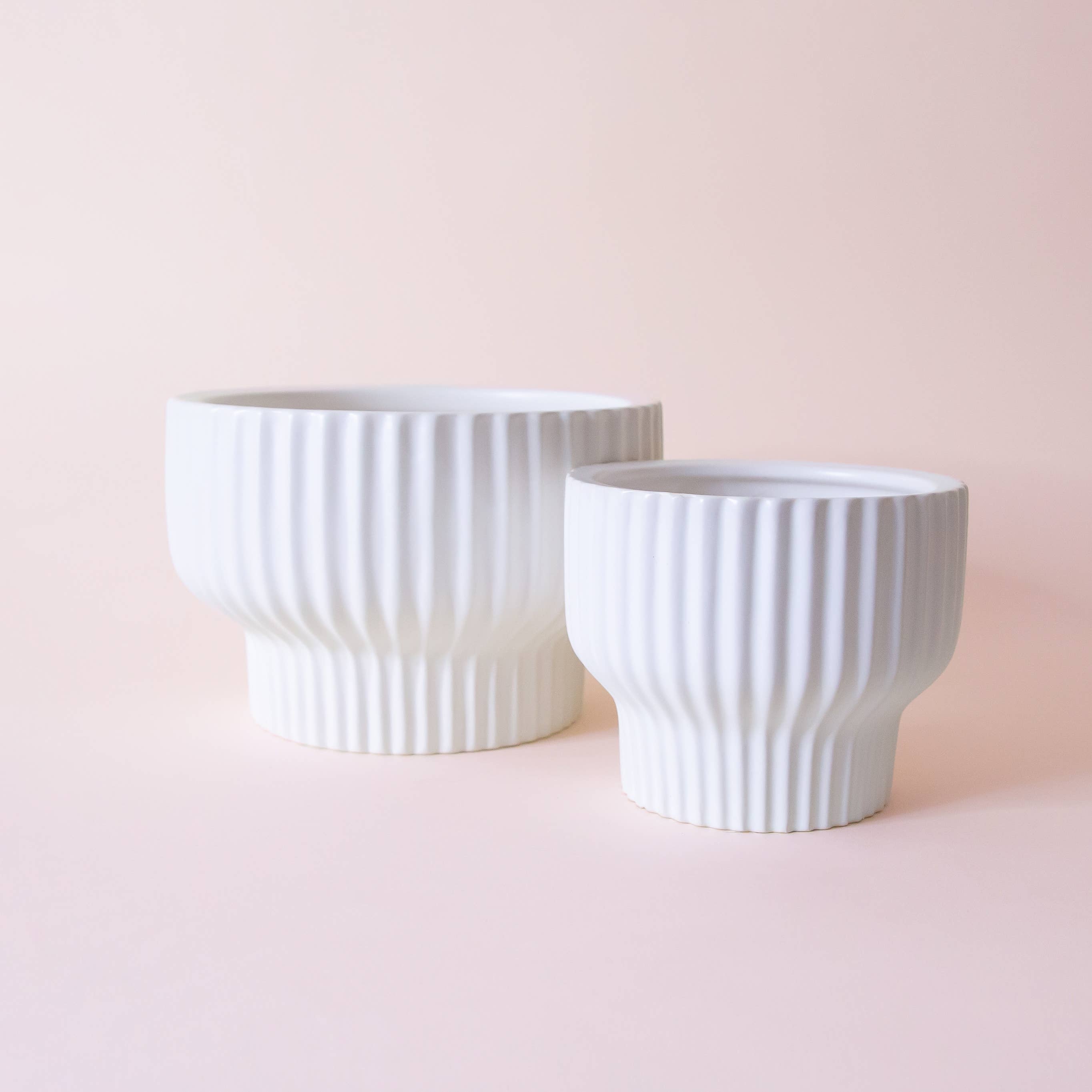 Presley Pedestal Vase | White