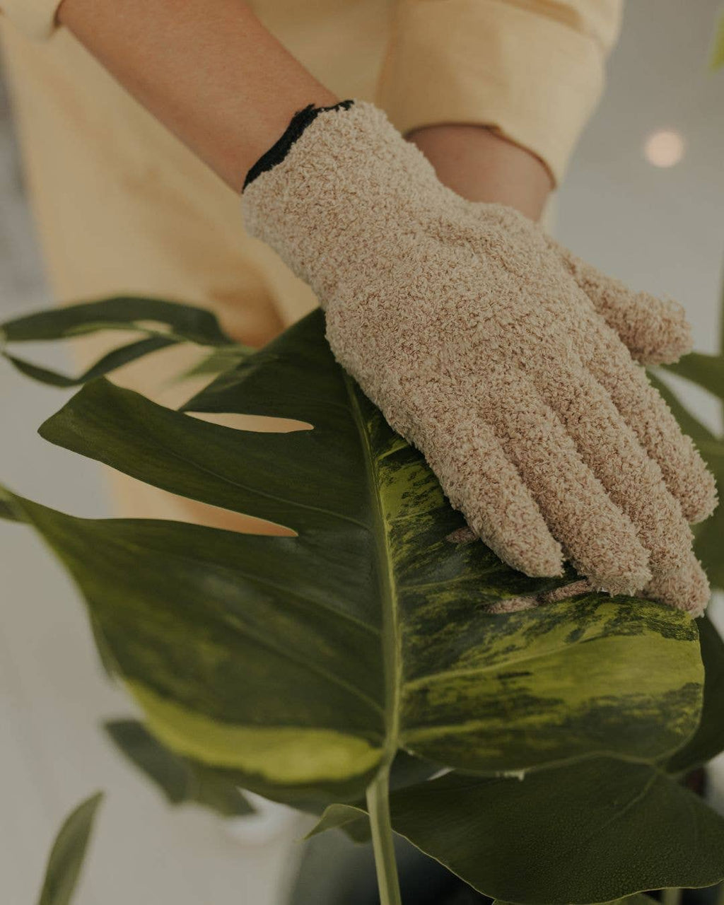 Plant Care Gloves – Leaf Lux by The Farmer’s Daughter