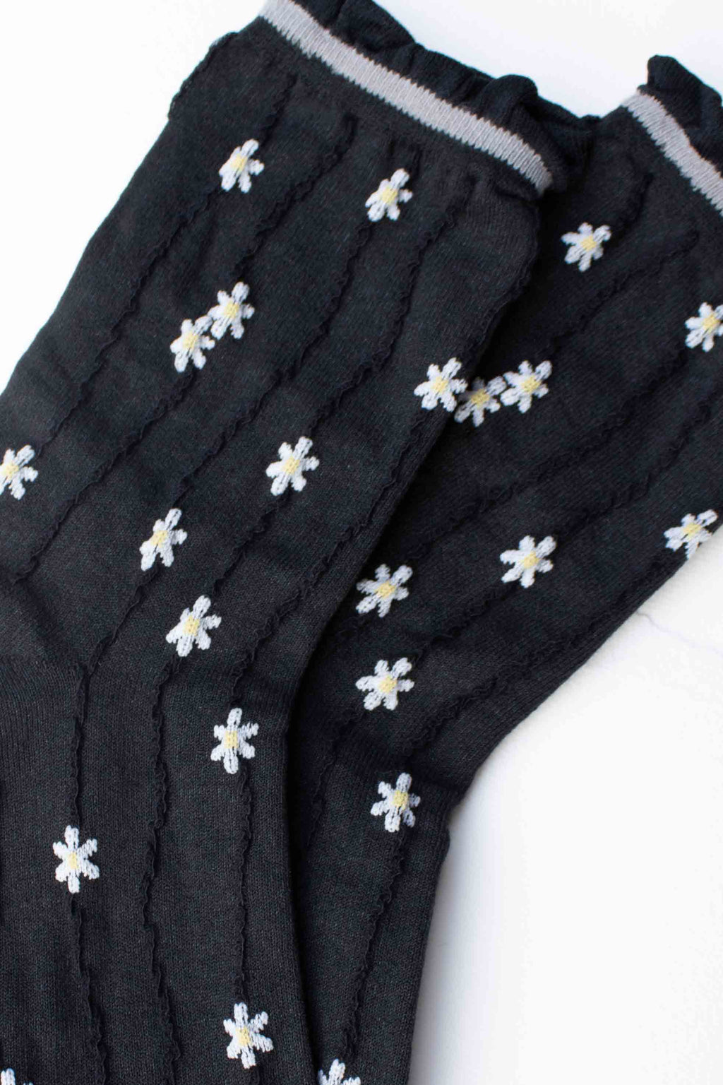 Wavy Daisy Cotton Blend Socks