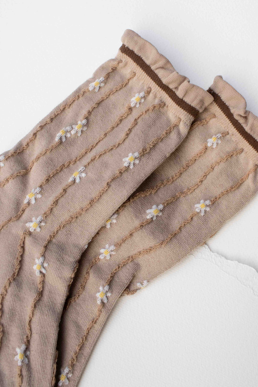 Wavy Daisy Cotton Blend Socks