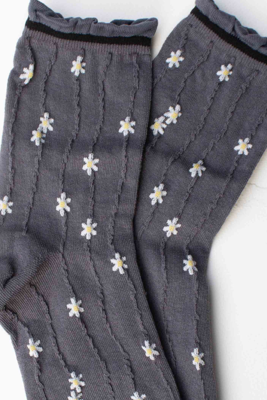 Wavy Daisy Cotton Blend Socks